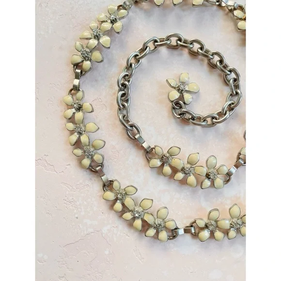 Vintage Metal & Enamel Flowers with Rhinestones Glam Chain Belt